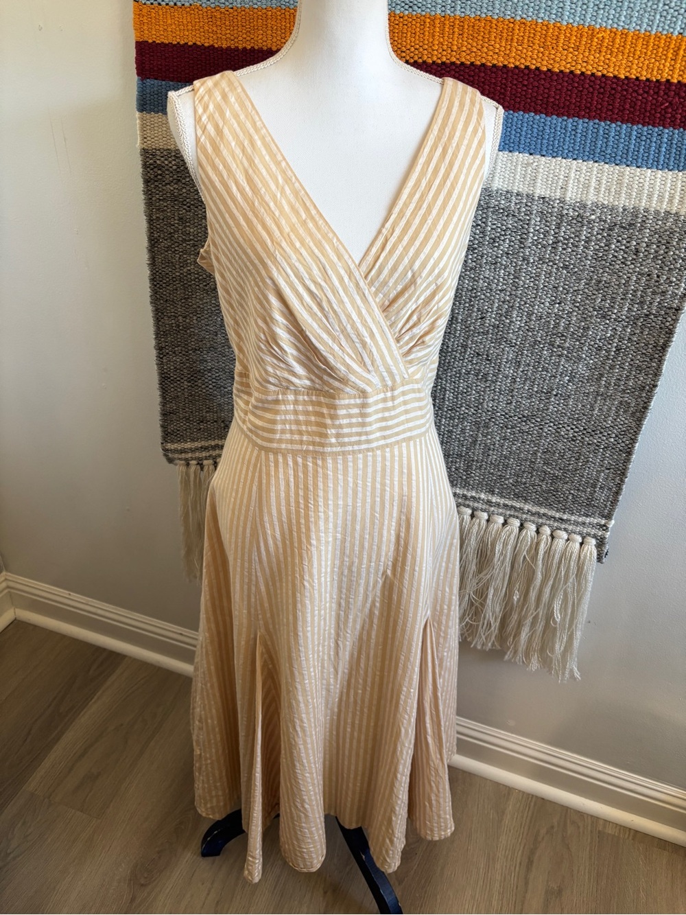 Bandolino Beige and White Striped Sleeveless Midi Dress
